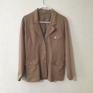 Women’s blazer. Size L.